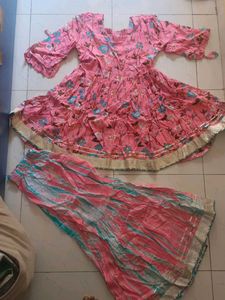 Offer!! Pink Floral Kurta Set