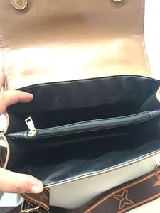 Stylish Brown Checkered Crossbody Bag