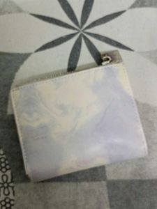 ❗New Condition ❗Miniso Tie-Dye Bi-Fold Wallet