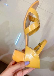 musturd dailywear heels