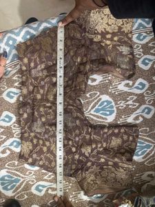 Exquisite Brocade Ethnic saree with blouse