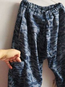 Stylish Camouflage Print Cargo Pants