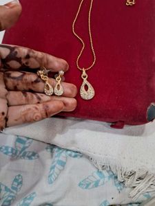 Elegant Simple Jewellery Set