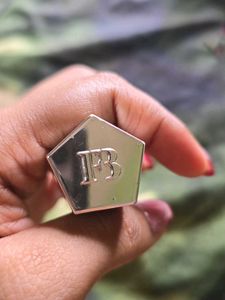 Fenty Beauty Gloss Bomb Cream