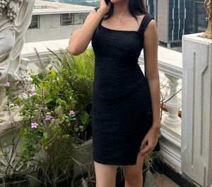 Chic Textured Black Bodycon Dress