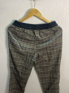 Plaid Cropped Pants