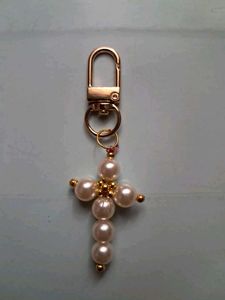 Elegant Pearl Cross Keychain