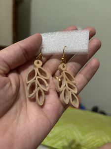 Quilled Leaf Design Earrings