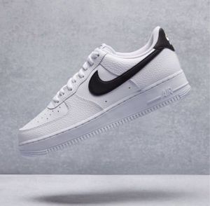 Nike Air Force 1 Sneakers