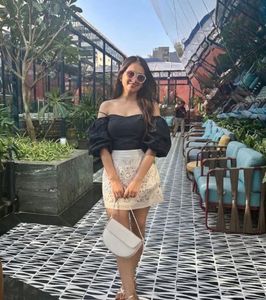 Off-Shoulder Puff Sleeve Top
