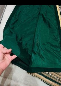 Elegant Emerald Green Kurta Set