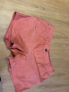 Coral Shorts From Decathlon