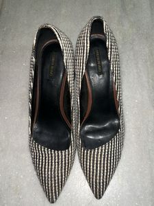 Urban Revivo Striped Heels