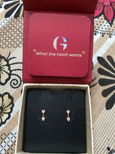 Arrow Heart Stud Earrings