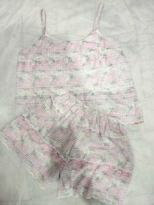NIGHT SUIT