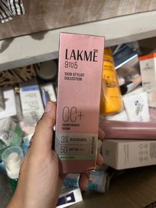 Lakme CC green (color correct)