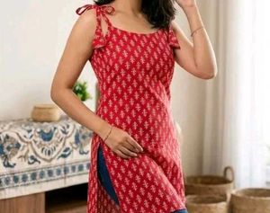 Trendy Red Printed Spaghetti Strap Short kurti❤️