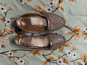 Embellished Girls Jutti