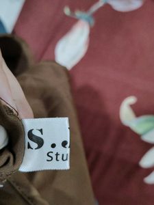 SJF Studio Top