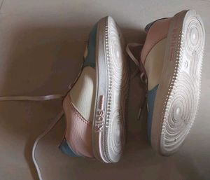 Kids 7-7.5 years Girls Sneakers