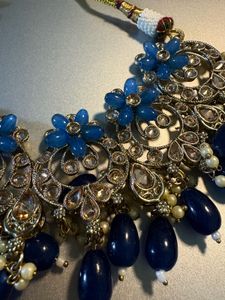 Stunning Blue Stone &amp; Pearl Necklace