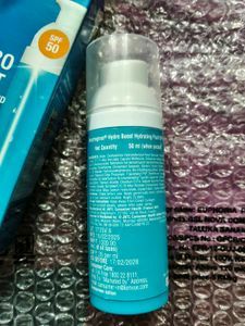 Neutrogena Hydro Boost Hydrating Fluid SPF 50