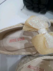 Cute Gold Bow Baby Shoes - 32 size