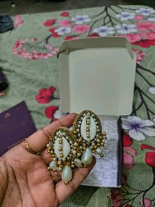 Exquisite Beaded Jewellery Set