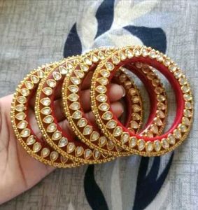 🆕️ Exquisite Kundan Bangle Set