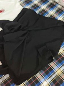 Chic Black short Twisted  Skirt