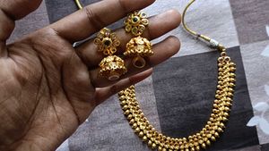 Elegant Red Stone &amp; Pearl Necklace Set