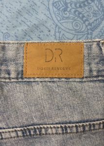 Classic Light Wash High Waisted Jeans