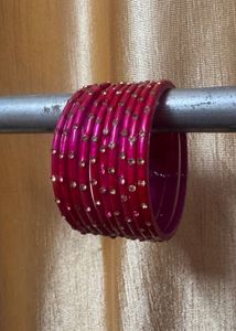 Sparkling Pink Bangles Set