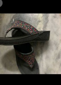 Stylish Women's Flip-Flops