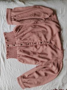 Chic Rose Textured Cropped Blouse