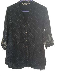 Designer Kurta with Floral Embroidery