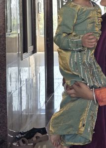 Elegant Green Girls' Ethnic Set