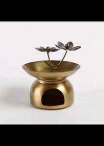 Vrindawan Oil Burner &amp; Jar Candle Set