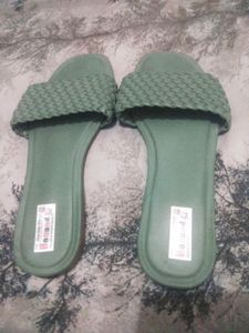 New Olive Green Flats🆕