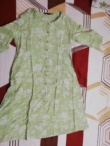 Rangmanch Light Green Floral Kurta
