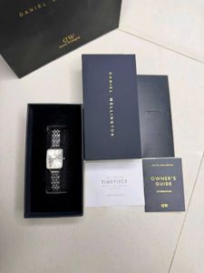 DW Daniel Wellington* Quadro fem