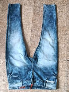 Stylish Blue Washed Jeans