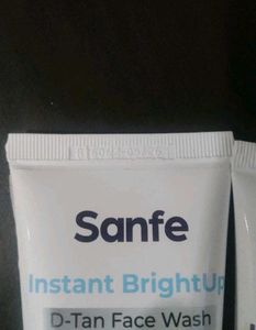 Sanfe Instant BrightUp Face Wash &amp; Exfoliating Gel