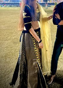 Black Lehnga 🖤