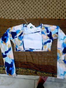 Newme Cropped Long Sleeve Top