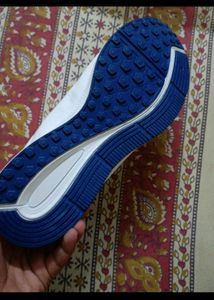Size 8 Is Available But Dirty