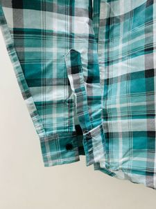 Men's Green Plaid Long Sleeve Shirt