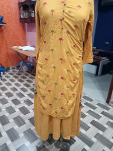 Kurti Gwoun