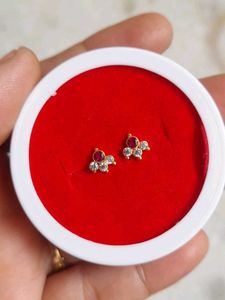 beautiful New earrings gold