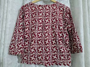 Ajio Maroon &amp; White Printed Kurta Top